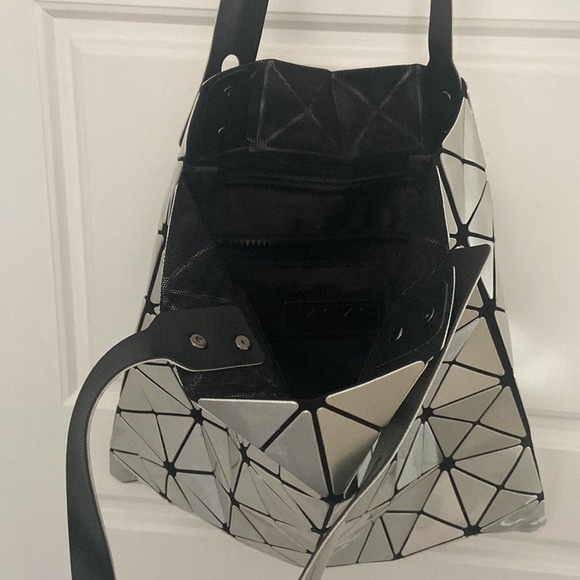 Bao Bao Issey Miyake Silver Tote Bag - Picture 2 of 3